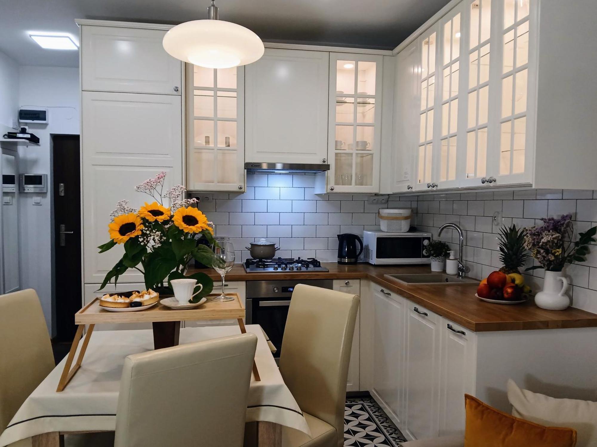 Appartement Downtown Elegant & Sunny Near Metro Station