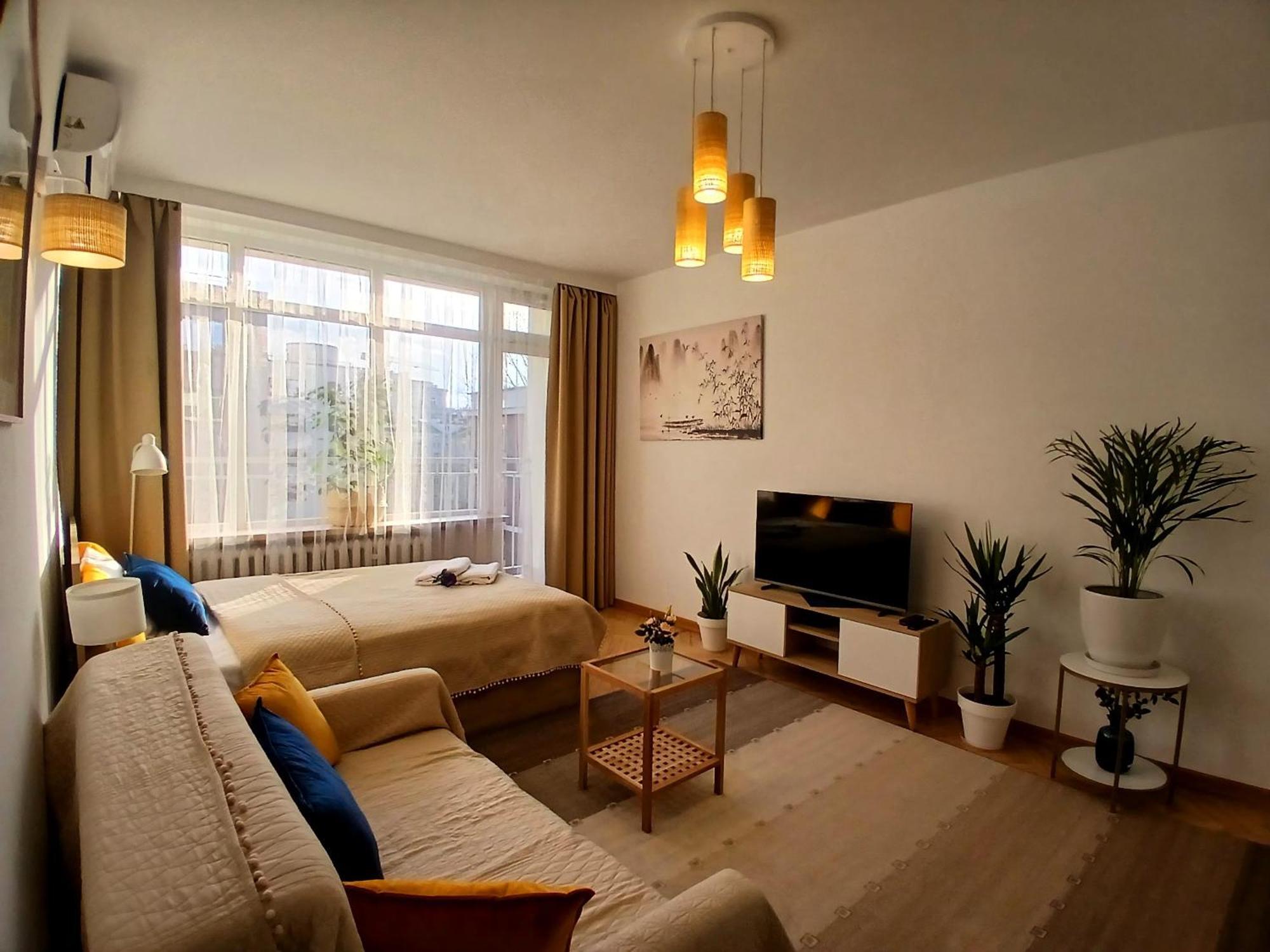 Appartement Downtown Elegant & Sunny Near Metro Station Warschau